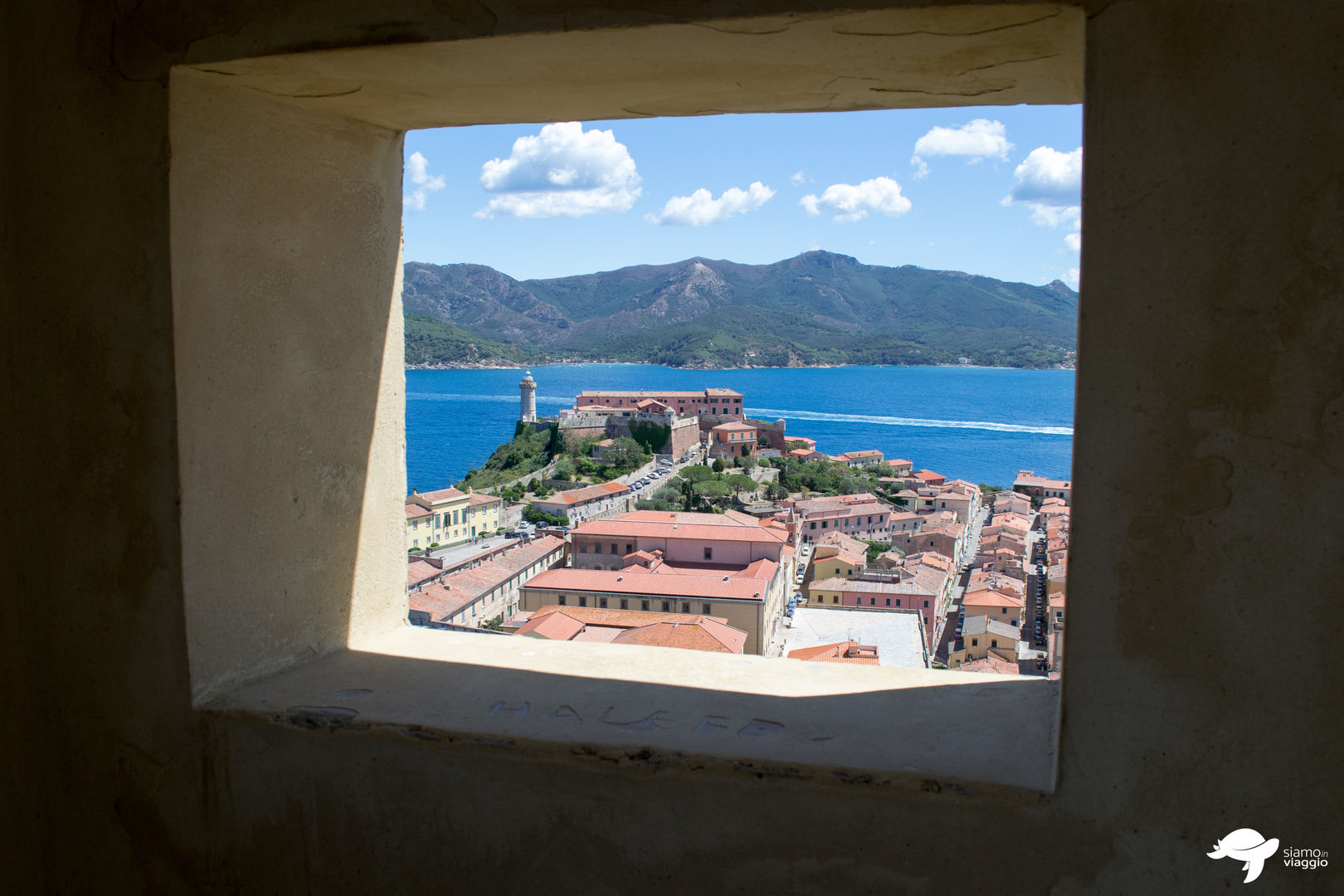 Nel blu dipinto di blu dell’Isola d’Elba.