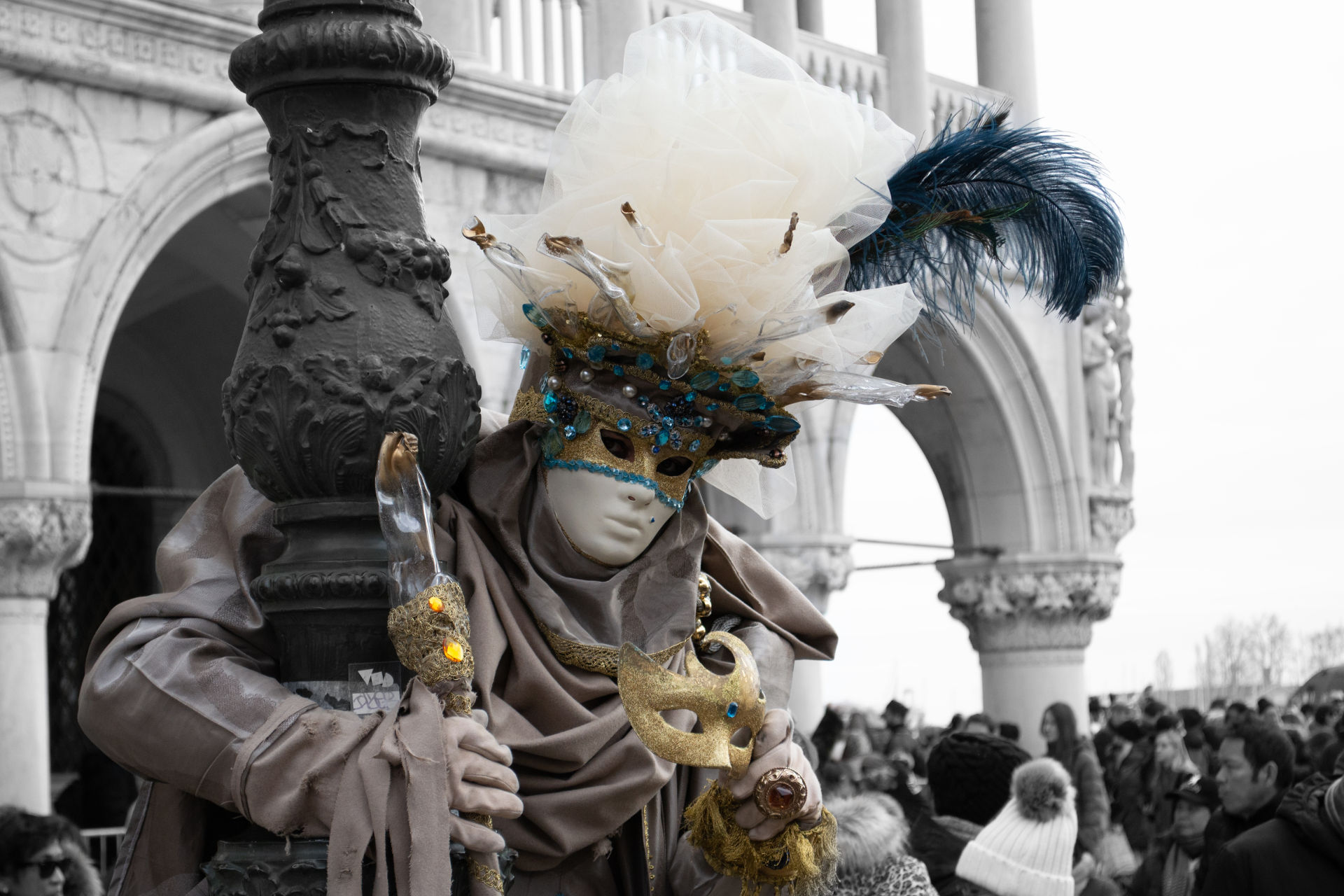 A spasso con le maschere fra calle e scorci unici al Carnevale di Venezia